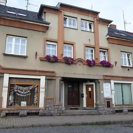 Ubytovani Schindler Velke Porici Exteriör bild